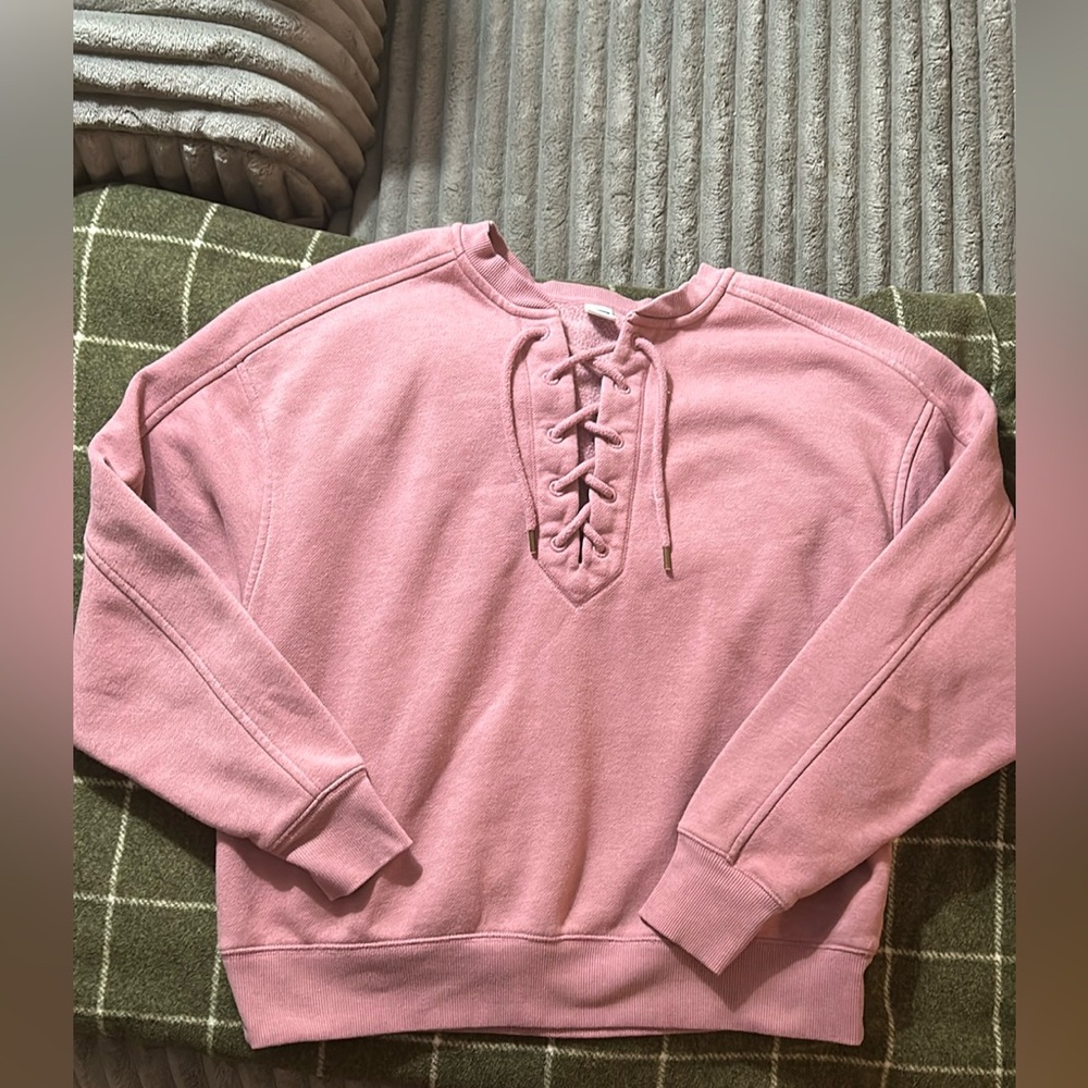 Old navy tie sweatshirt